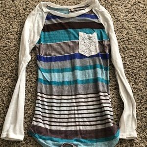 Long sleeve light sweater